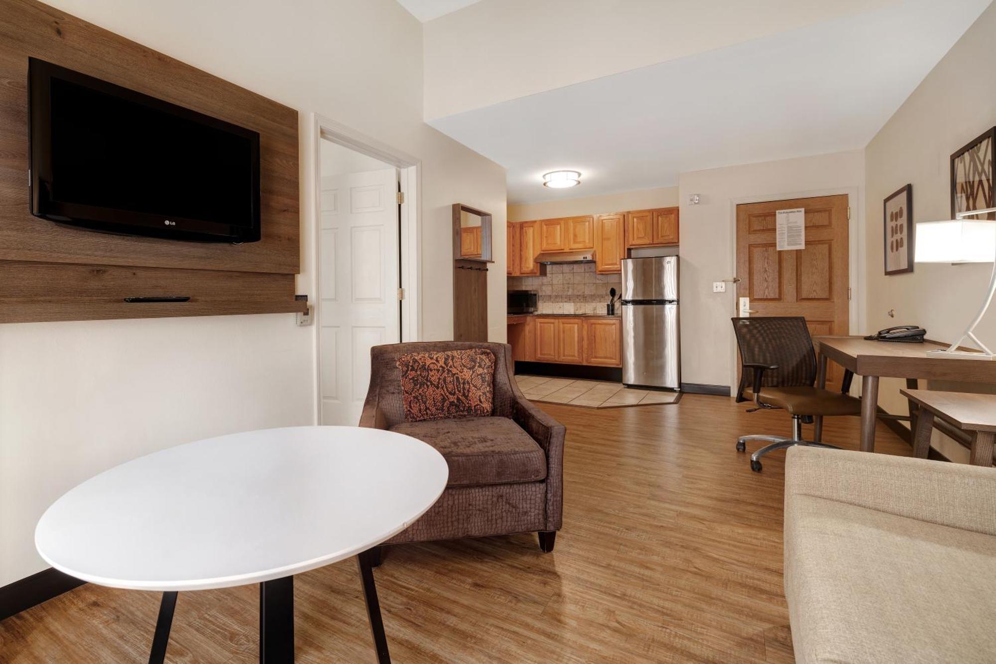 Staybridge Suites Tallahassee I-10 East By Ihg Ngoại thất bức ảnh