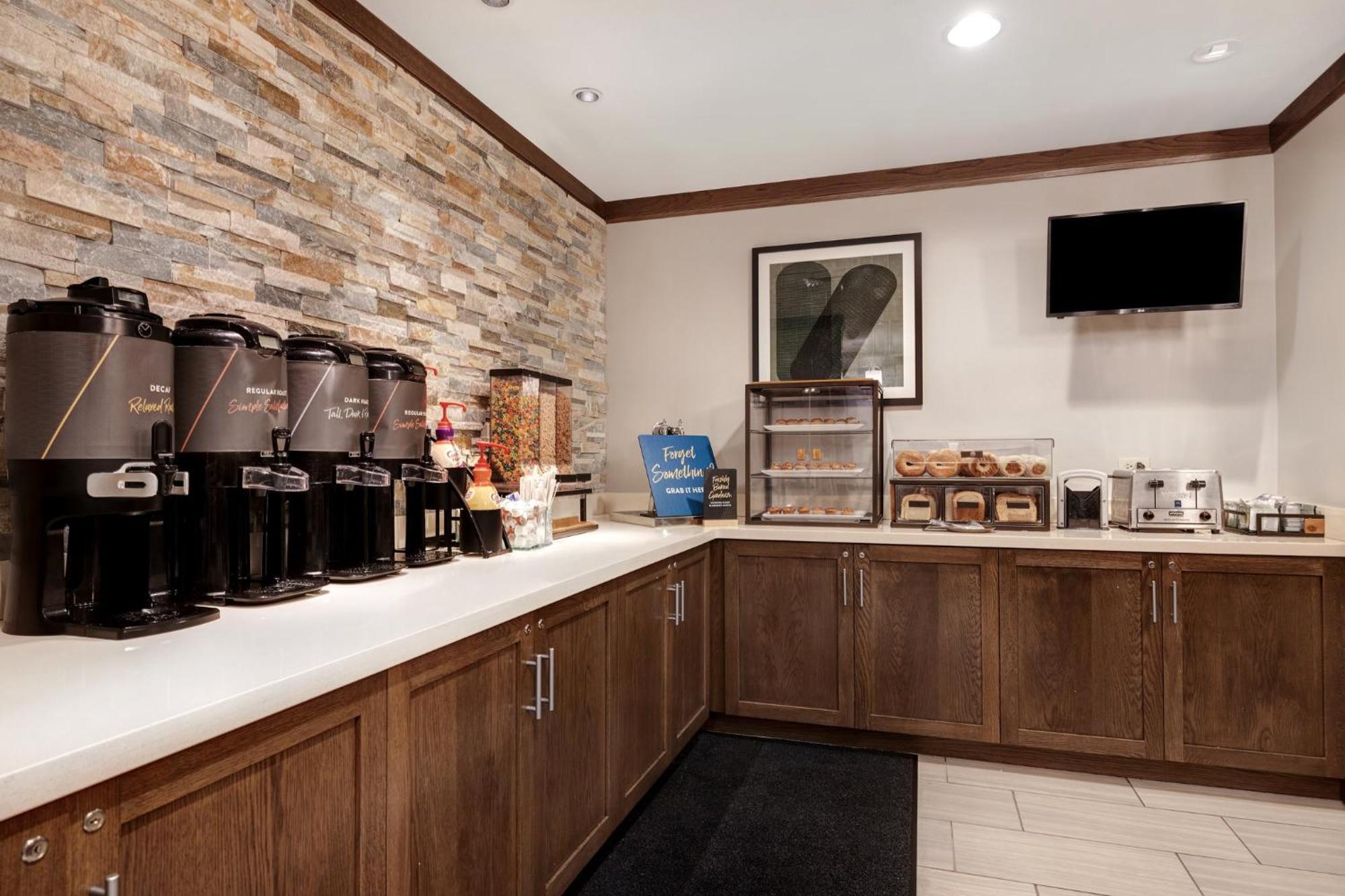 Staybridge Suites Tallahassee I-10 East By Ihg Ngoại thất bức ảnh