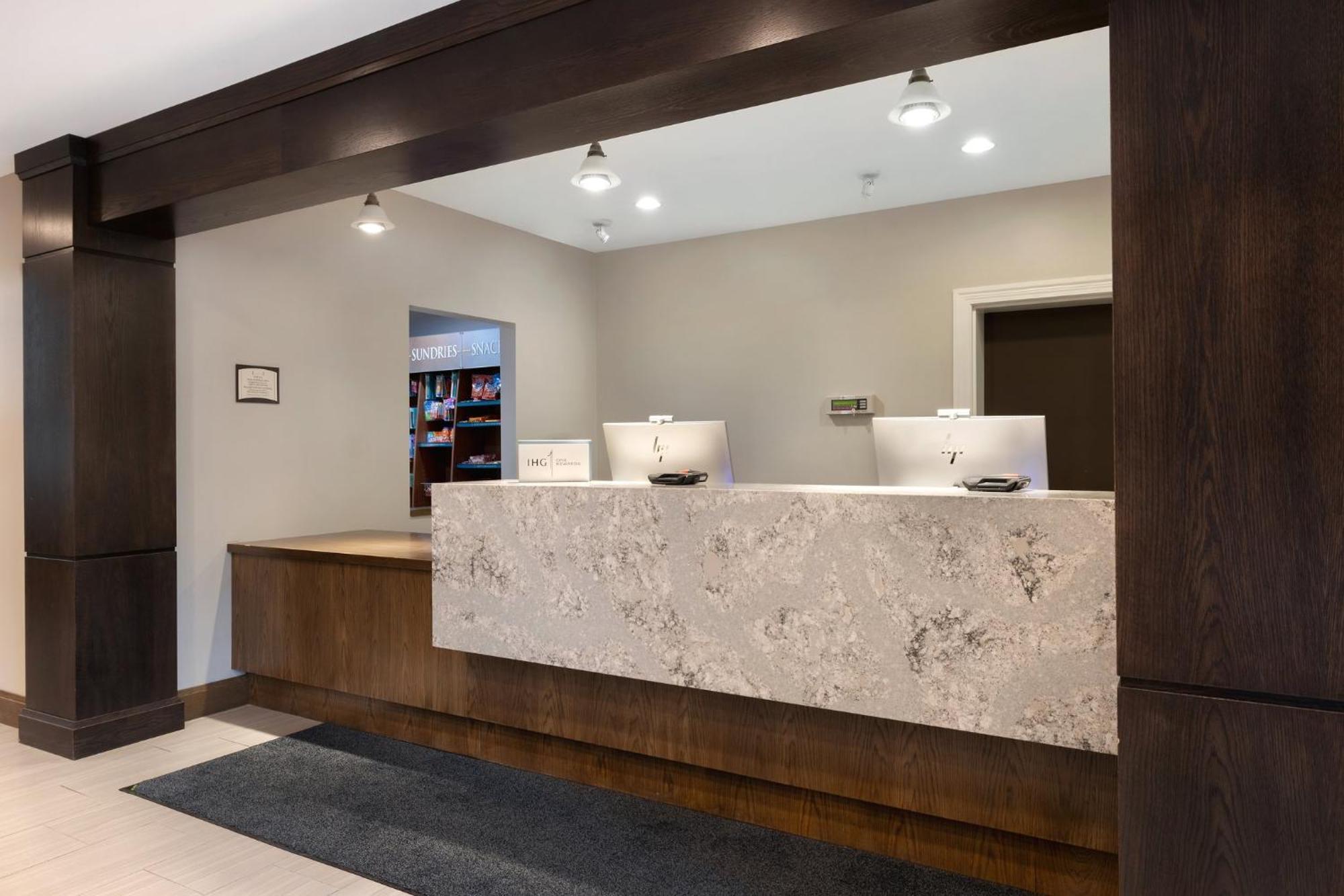 Staybridge Suites Tallahassee I-10 East By Ihg Ngoại thất bức ảnh